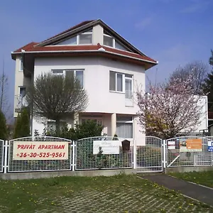 Pávai-silye Apartman