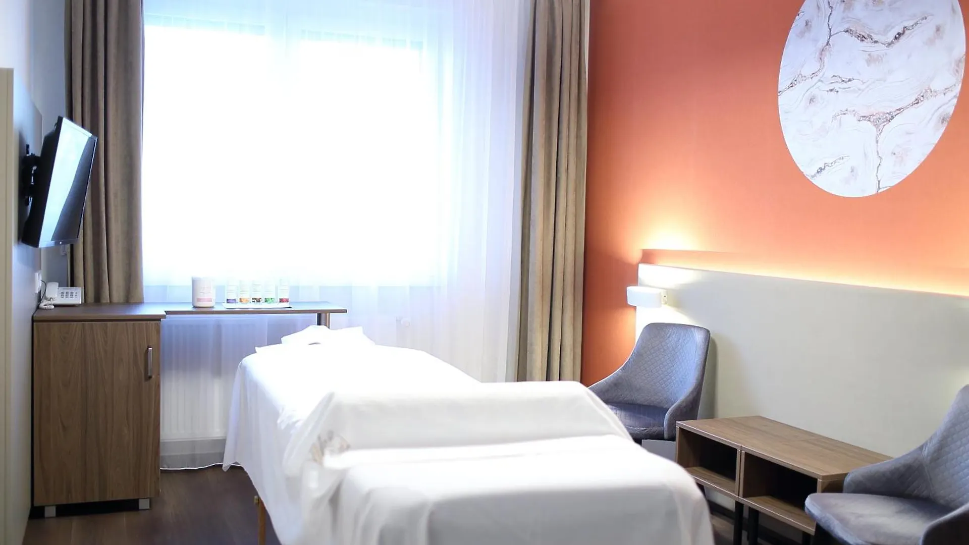 Hotel Crystal Hajduszoboszlo 4*,